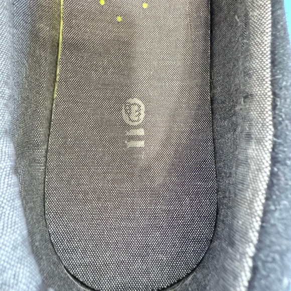 Lamo Men's Calvin Slip-On Canvas Loafers - Picture 10 of 15